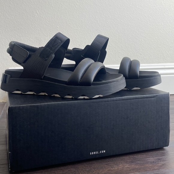 Sorel Sandals - Picture 1 of 3